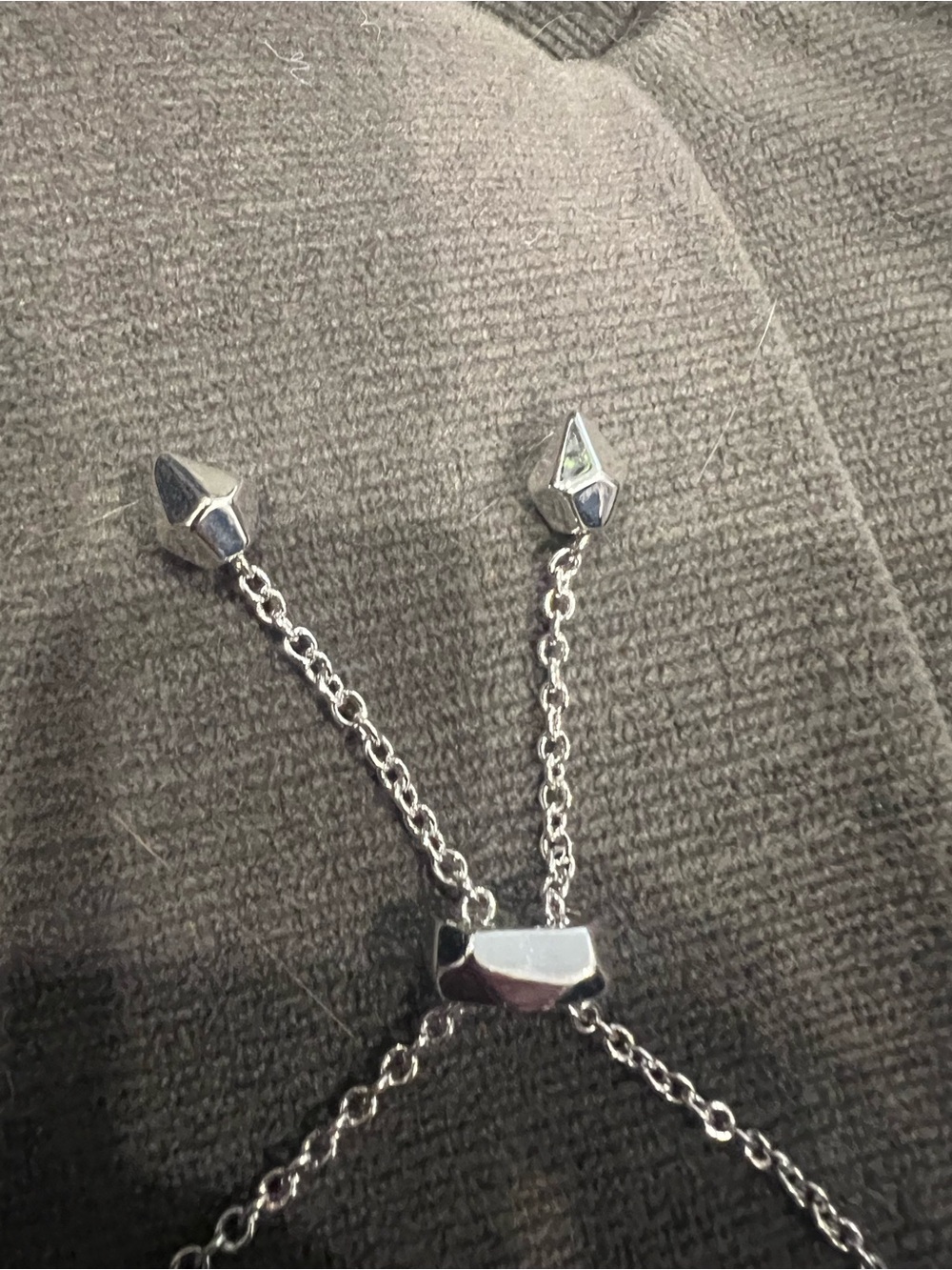Kendra Scott Elaina Bracelet with Grey Stone - Picture 3 of 6